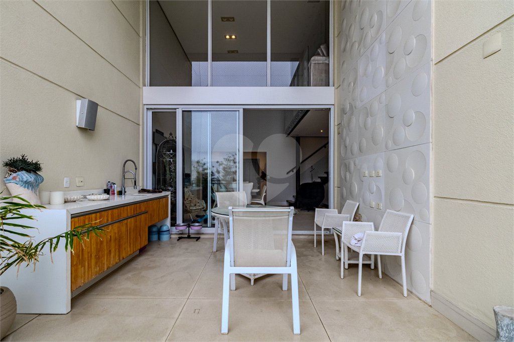 Apartamento à venda com 4 suítes em Campo Belo, São Paulo, SP
