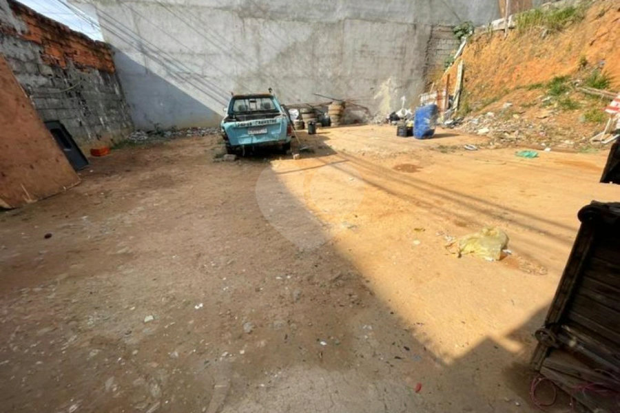 Terreno à venda em Horto, São Paulo, SP