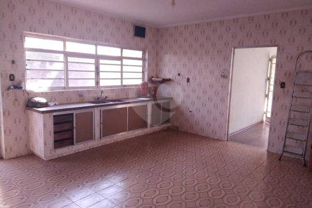 Casa à venda com 2 quartos no Centro, Vinhedo, SP