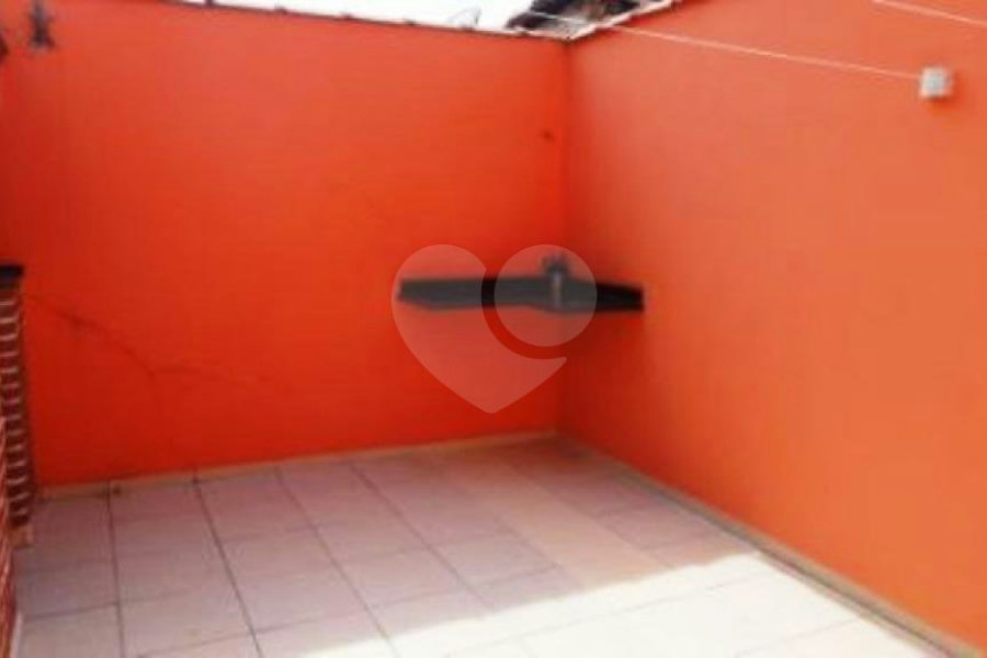 Sobrado à venda com 3 quartos, sendo 1 suíte, em Vila das Palmeiras, Guarulhos, SP