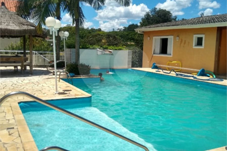 Casa à venda com 5 quartos, sendo 4 suítes,  no condomínio Parque Shambala, Atibaia - SP