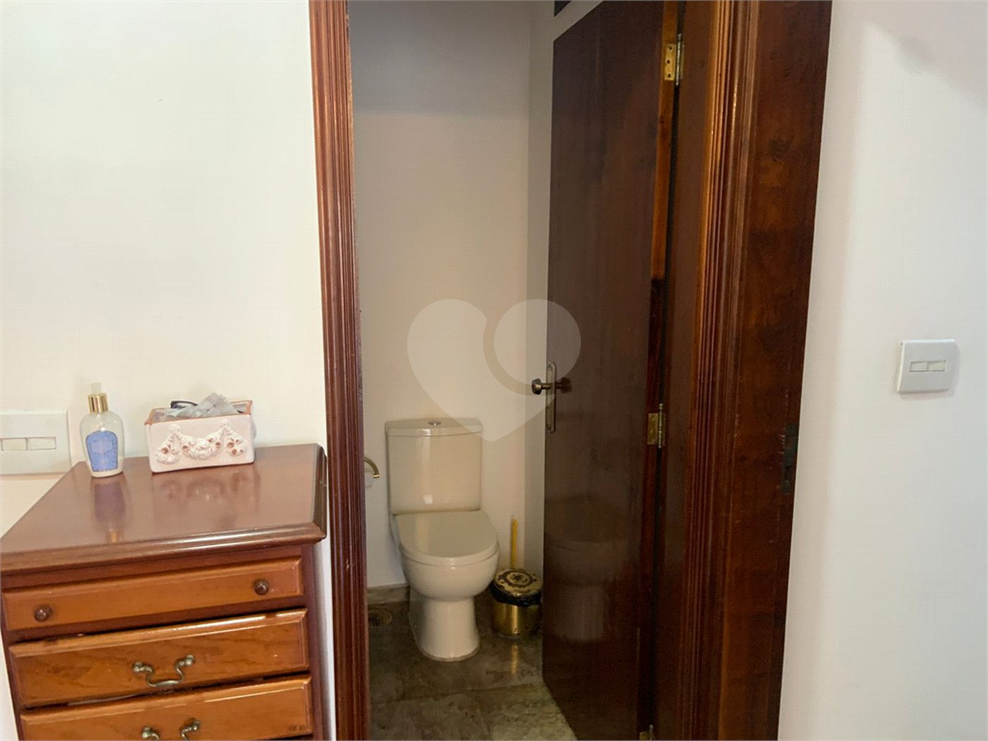 Apartamento à venda com 4 quartos, sendo 3 suítes,  em Pinheiros, São Paulo, SP