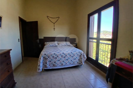 Casa à venda com 3 quartos, sendo 2 suítes, em Jardim Brogotá, Atibaia, SP