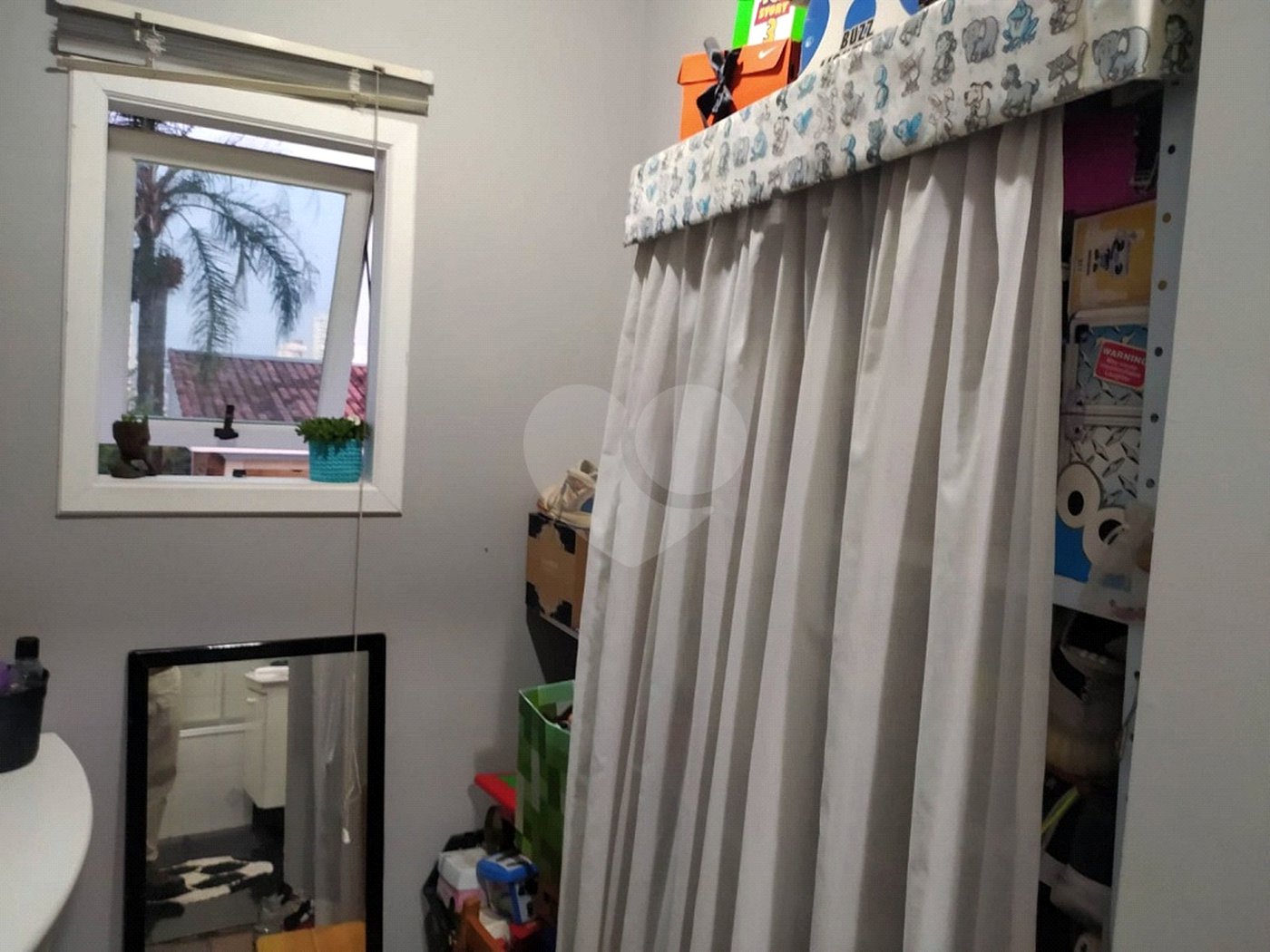 Sobrado à venda com 4 quartos, sendo 2 suítes, em Vila Paulicéia, São Paulo, SP