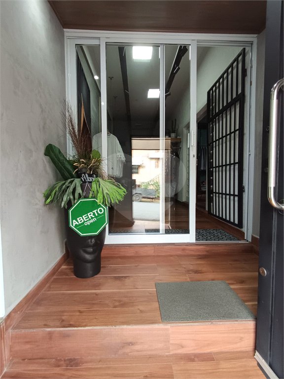 Casa à venda com 3 quartos, sendo 1 suíte,  em Jardim Santa Rosália, Sorocaba, SP