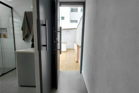 Sobrado à venda com 3 quartos, sendo 1 suíte,  em Vila Romana, São Paulo, SP