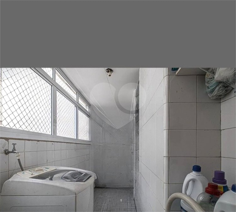 Apartamento à venda com 3 quartos, sendo 1 suíte,  em Aclimação, São Paulo, SP