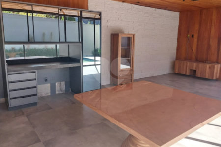 Casa à venda com 4 suítes em Vila Oliveira, Mogi das Cruzes, SP