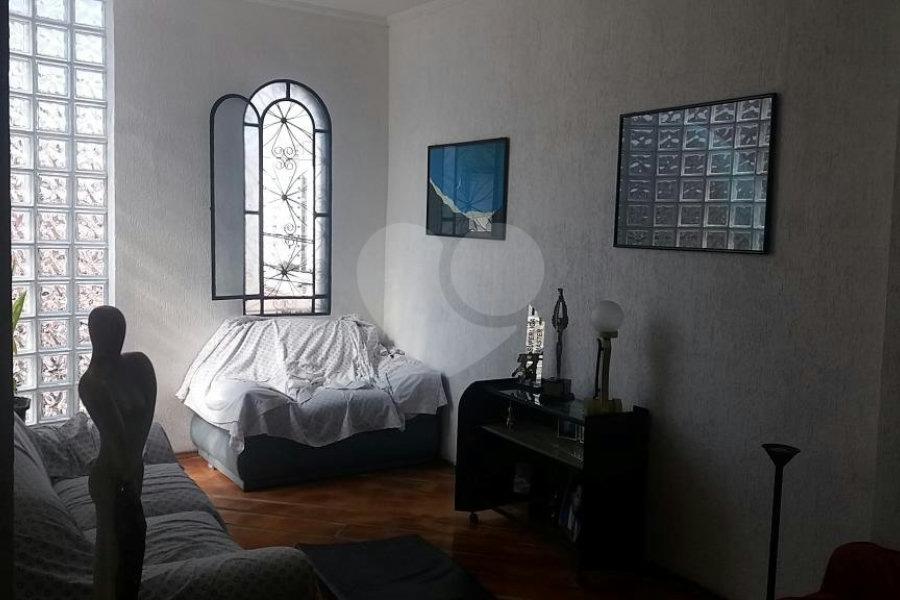 Casa à venda com 3 quartos, sendo 1 suíte, em Santana, São Paulo, SP