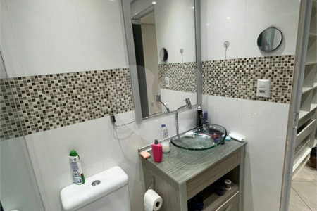 Sobrado à venda com 2 quartos, sendo 1 suíte, em Vila Ré, São Paulo, SP