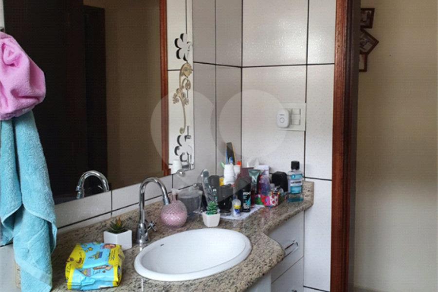 Sobrado à venda com 3 quartos, sendo 1 suíte, em Tremembé, São Paulo, SP
