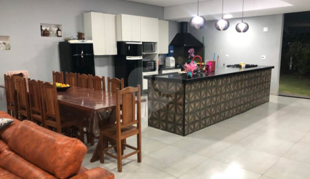 Casa à venda com 6 quartos, sendo 4 suítes,  no condomínio Acmti - Colinas do Mosteiro, Terras de Itaici e Recanto dos Pássaros, Indaiatuba - SP