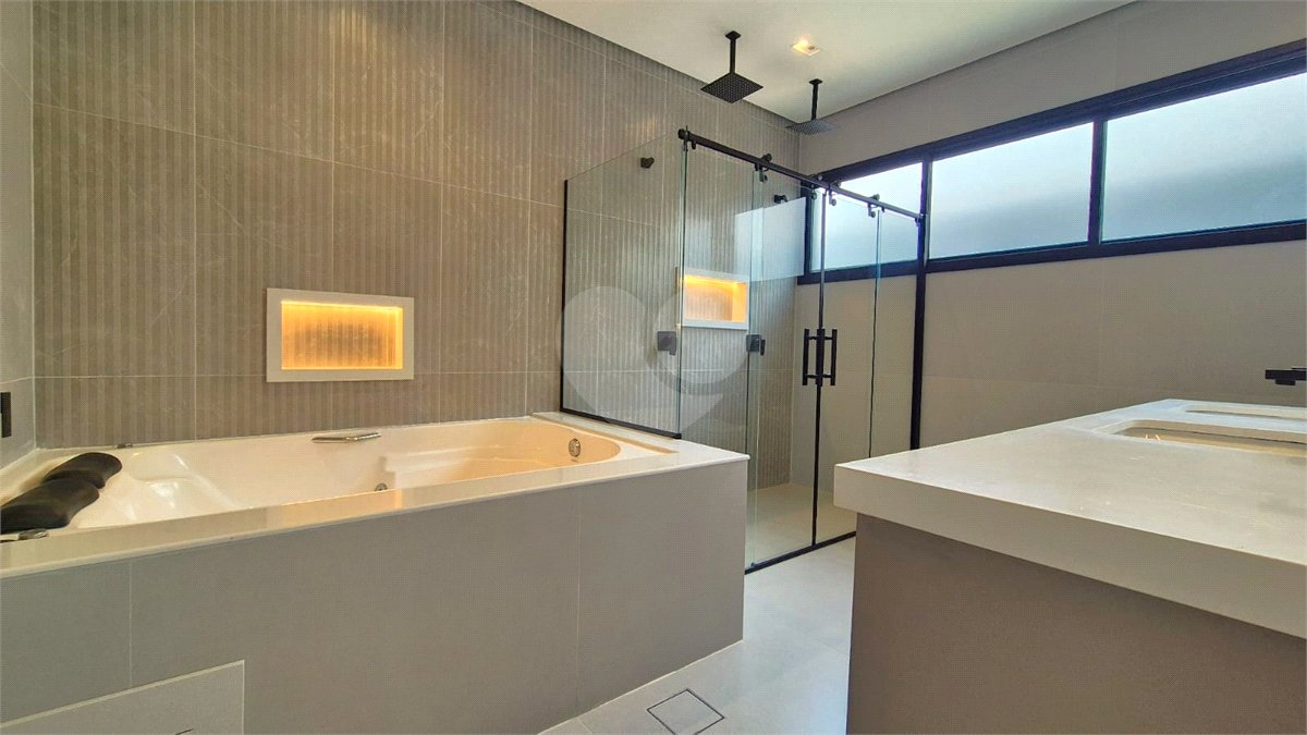 Casa à venda com 4 suítes no condomínio Residencial Saint Patrick, Sorocaba - SP