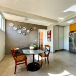 Casa à venda com 4 suítes no condomínio Jardim Mediterrâneo, Cotia - SP