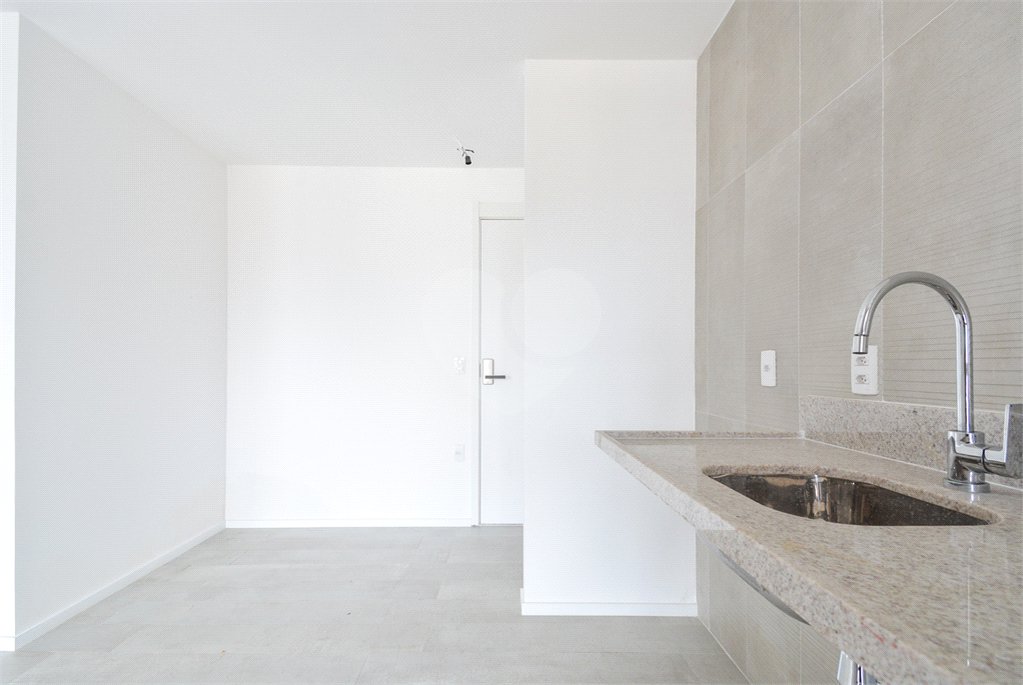 Apartamento à venda com 1 suíte em Vila Nova Conceição, São Paulo, SP