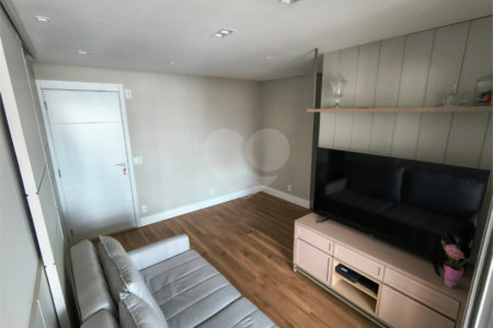 Apartamento à venda com 2 suítes em Vila Dom Pedro I, São Paulo, SP