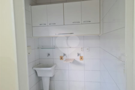 Casa térrea para venda no Parque Fher.