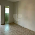 Sobrado com 4 dormitórios, 2 suítes, closet, varandas, escritório, jardim de inverno, espaço gourmet com churrasqueira e fogão a lenha e 3 vagas.