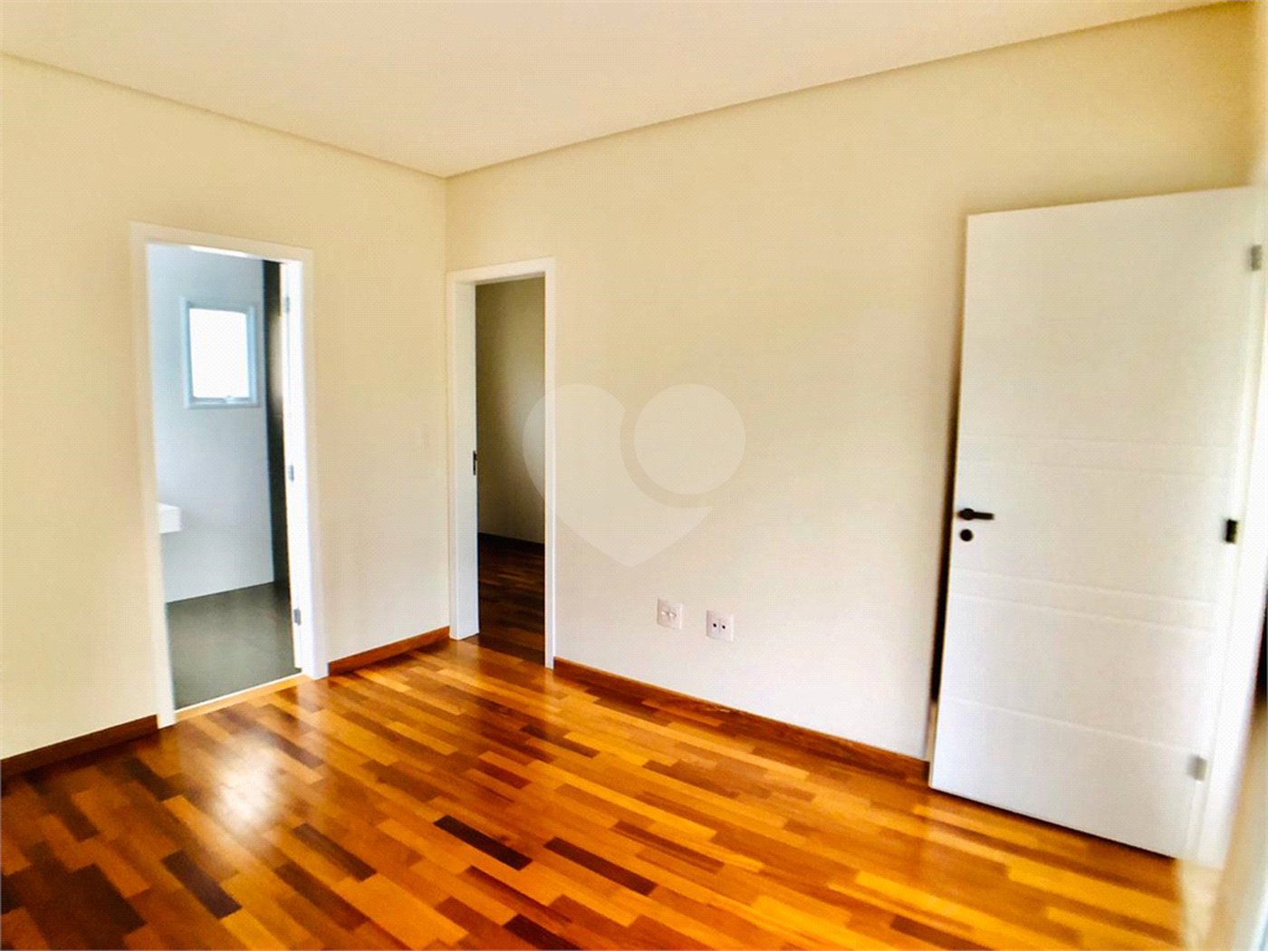 Casa à venda com 3 suítes em Tremembé, São Paulo, SP