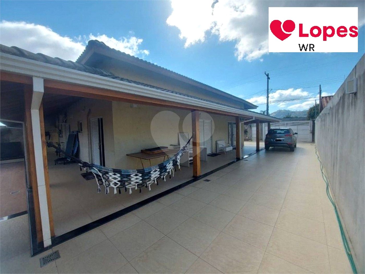 Casa à venda com 5 quartos, sendo 1 suíte, em Jardim Shangri-lá, Atibaia, SP
