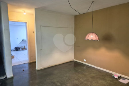 Casa à venda com 4 quartos, sendo 2 suítes, em Vila Mascote, São Paulo, SP