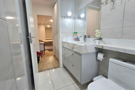 Sobrado à venda com 3 quartos, sendo 2 suítes, em Chácara Belenzinho, São Paulo, SP