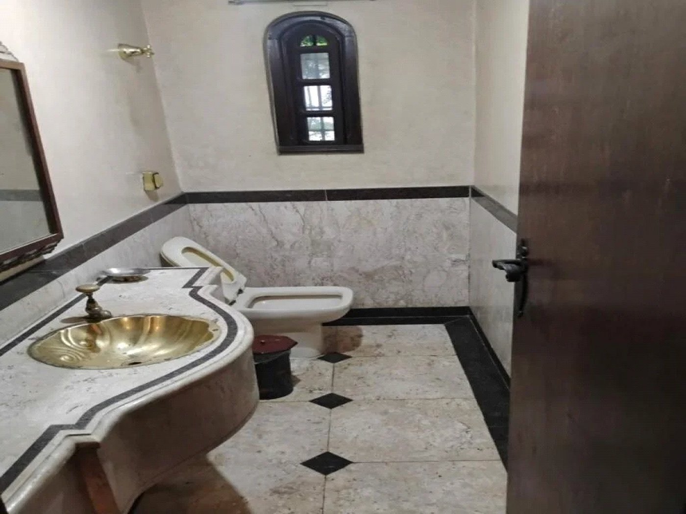 Casa à venda com 7 quartos, sendo 2 suítes, em Brooklin Paulista, São Paulo, SP