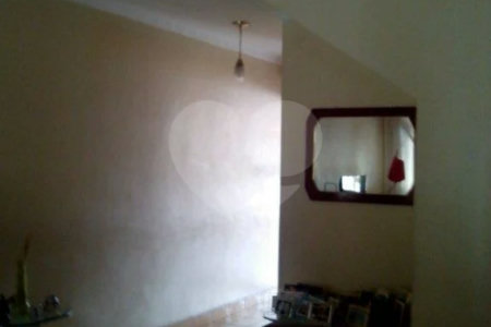 Sobrado à venda com 3 quartos, sendo 1 suíte, em Vila Mazzei, São Paulo, SP