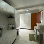 Casa à venda com 4 suítes no condomínio Aruã Lagos, Mogi das Cruzes - SP