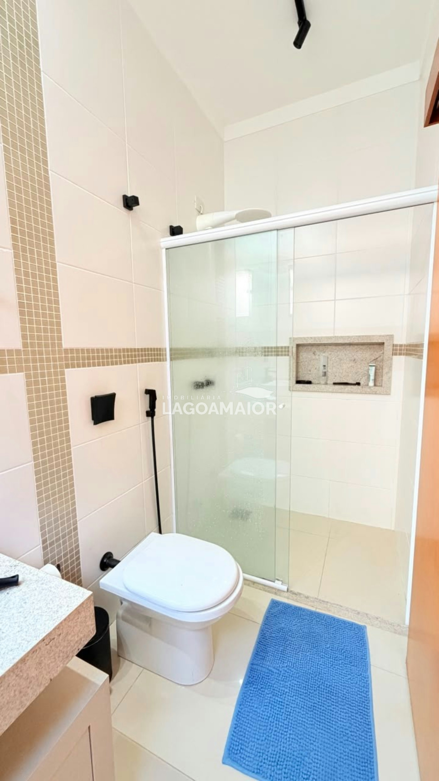 Casa à venda com 3 quartos, sendo 3 suítes, em Santos Dumont, Três Lagoas - MS