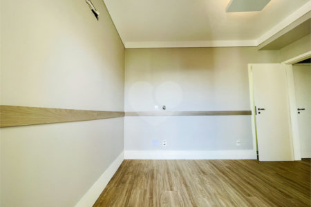 Apartamento à venda com 3 suítes em Vila Gilda, Santo André, SP