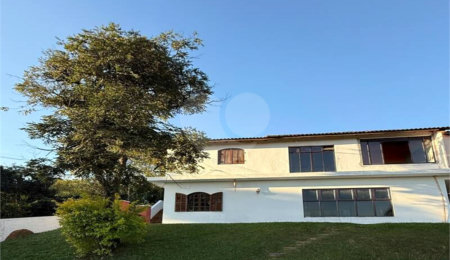 Casa à venda com 6 quartos, sendo 2 suítes,  no condomínio Alpes de Mairiporã, Mairiporã - SP