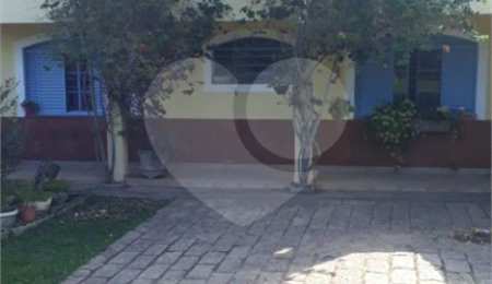 Chácara à venda com 3 quartos, sendo 2 suítes, em Chácara Companheiros, Jundiaí, SP