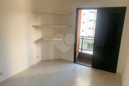 Apartamento para alugar com 3 quartos, sendo 1 suíte, em Cidade Monções, São Paulo, SP