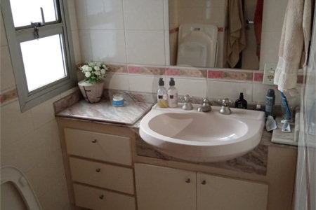Apartamento à venda com 4 quartos, sendo 3 suítes, em Perdizes, São Paulo, SP