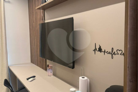 VENDO - Studio mobiliado e decorado na Vila Mariana.