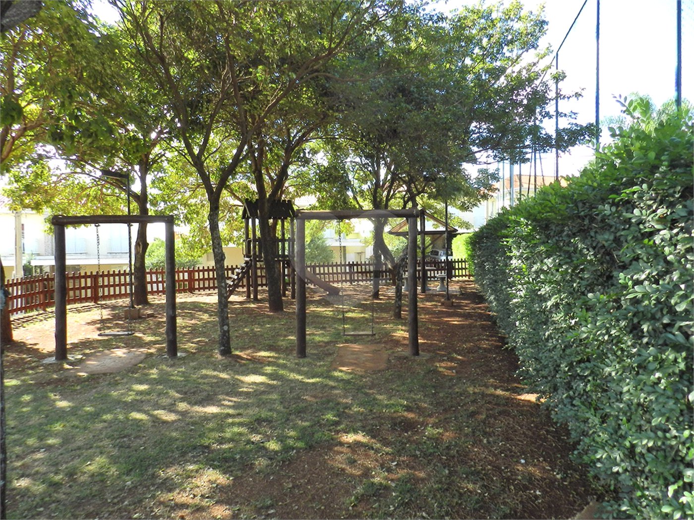 Casa à venda com 3 quartos, sendo 1 suíte, no condomínio Topazio Rp, Ribeirão Preto - SP