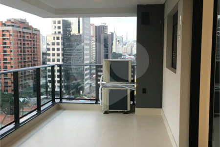 Apartamento à venda com 2 quartos, sendo 1 suíte, em Pinheiros, São Paulo, SP