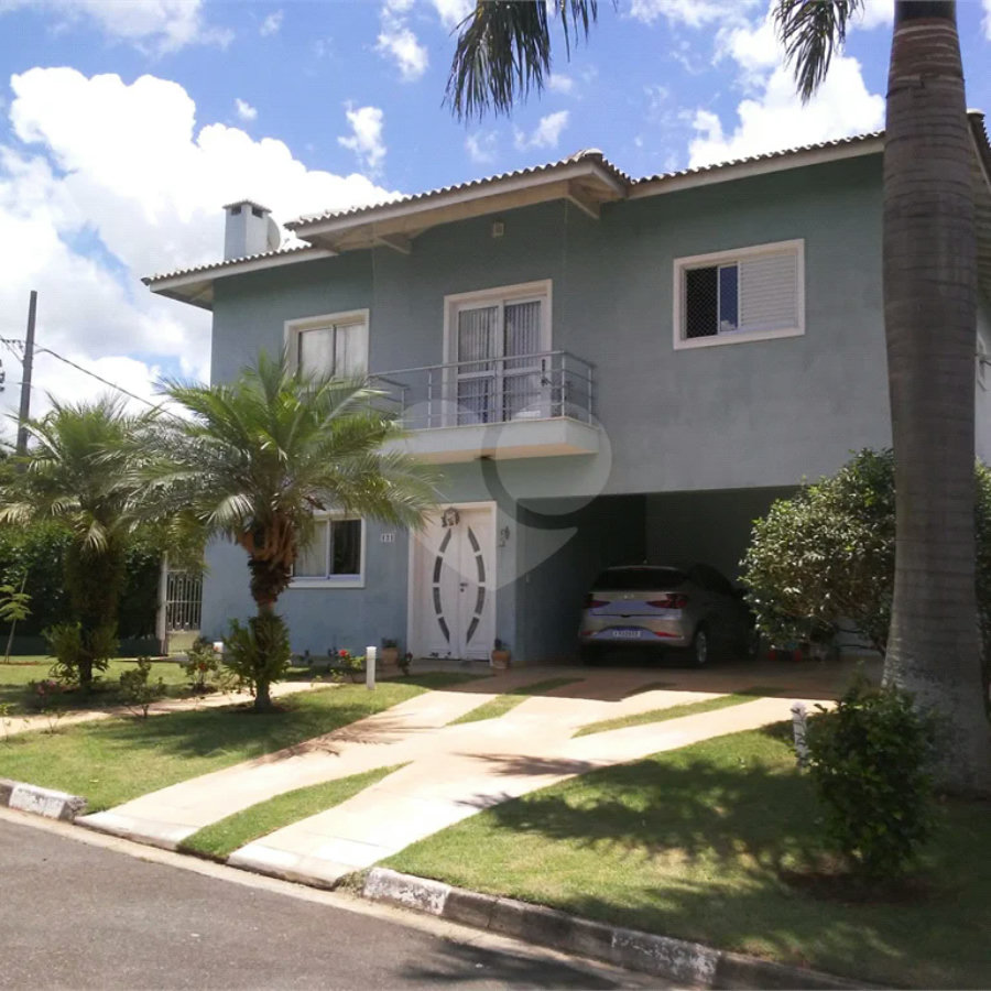 Casa à venda com 3 suítes no condomínio Residencial dos Lagos, Itupeva - SP