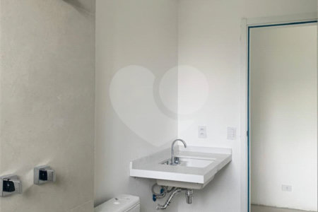 Apartamento à venda com 2 suítes em Vila Madalena, São Paulo, SP