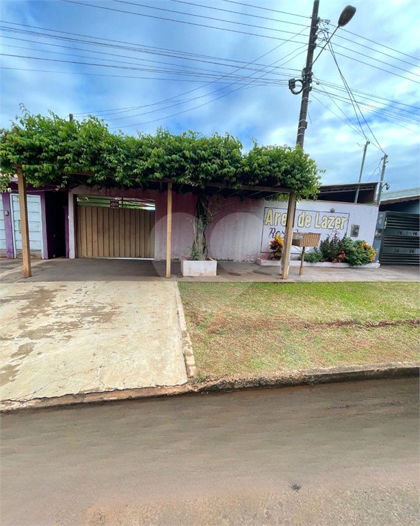 Salão à venda em Jardim das Rosas, Ponta Porã, MS