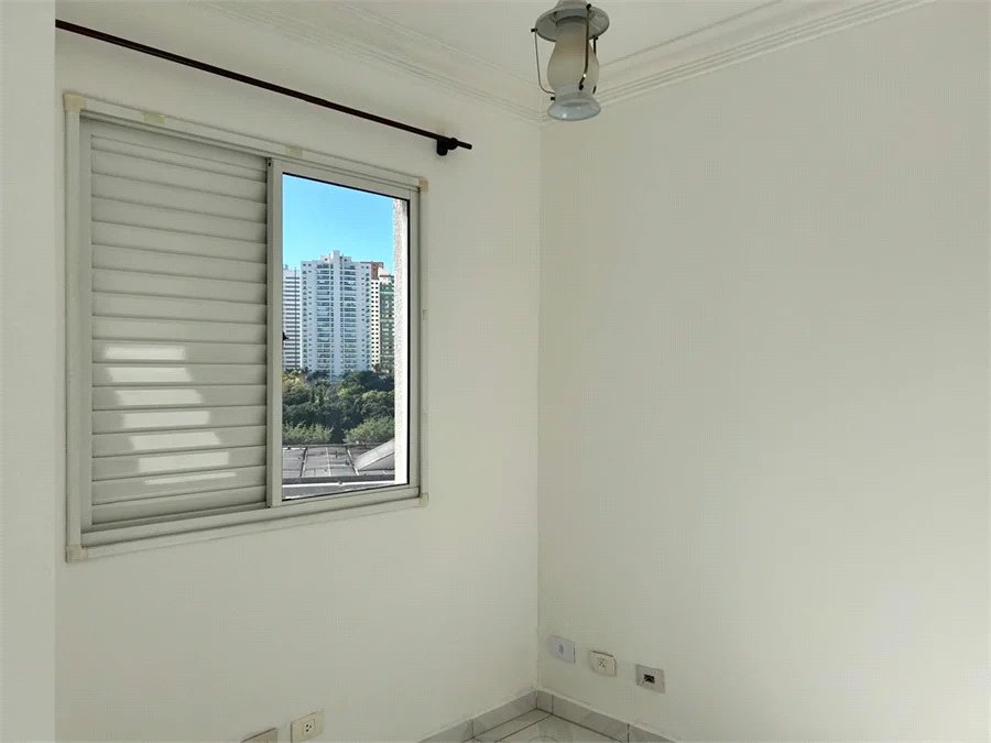 Apartamento à venda com 2 quartos, sendo 1 suíte,  em Vila Andrade, São Paulo, SP