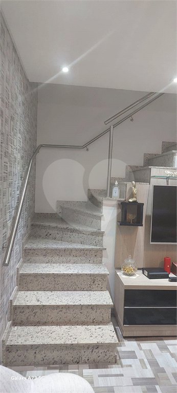 Casa à venda com 2 suítes no condomínio Lauro Korte, São Paulo - SP