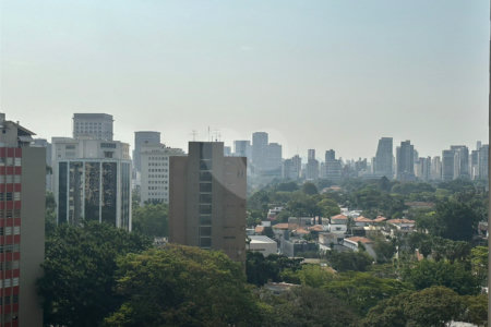 Apartamento à venda com 2 suítes em Jardim Europa, São Paulo, SP