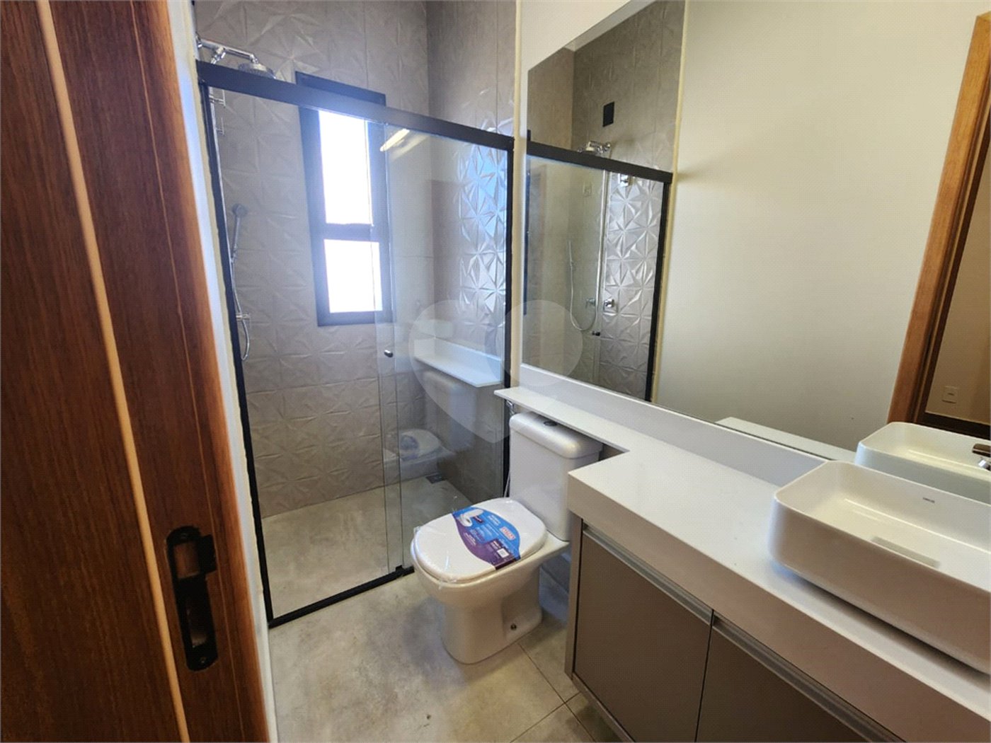 Casa à venda com 3 suítes no condomínio Residencial Viena, Indaiatuba - SP