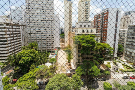 Apartamento à venda com 3 quartos, sendo 1 suíte,  em Santa Cecília, São Paulo, SP