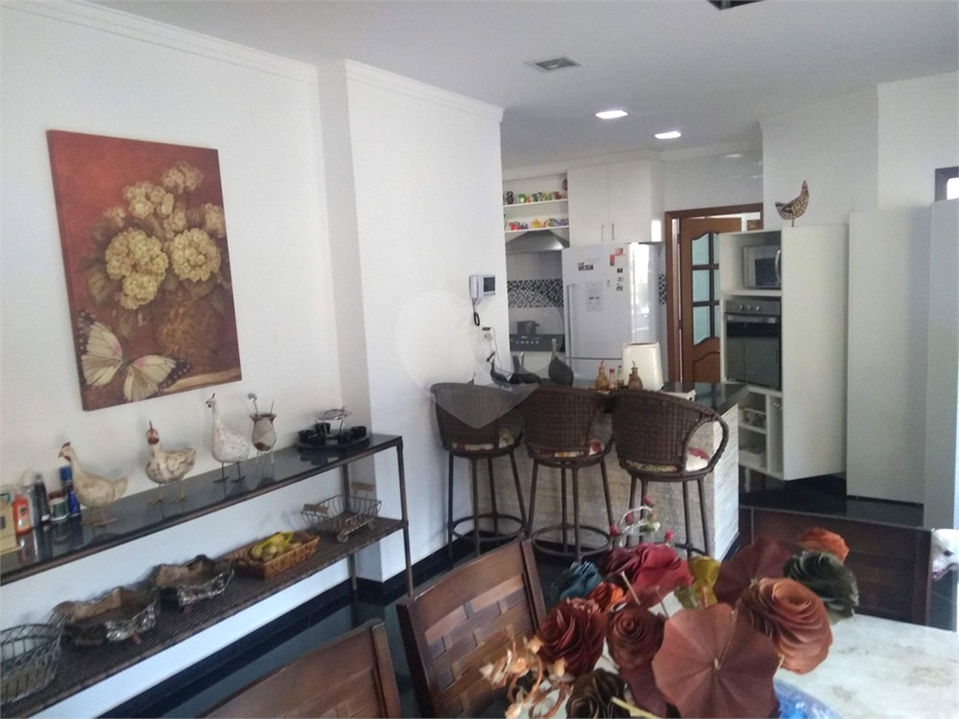 Casa à venda com 4 quartos, sendo 3 suítes, em Jardim Estância Brasil, Atibaia, SP