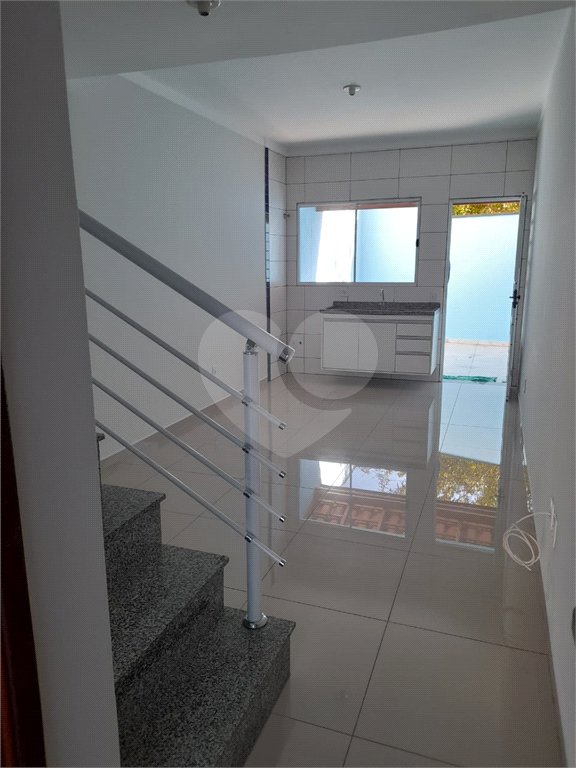 Sobrado à venda com 2 suítes em Jardim Nely, Indaiatuba, SP