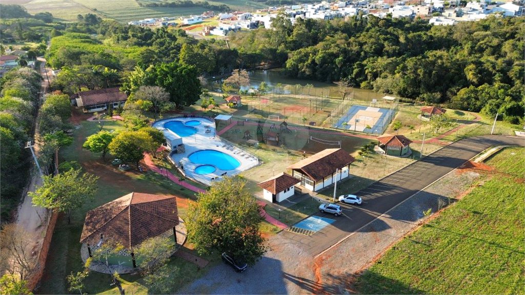 Casa à venda com 2 quartos, sendo 1 suíte, no condomínio Reserva Ipanema I, Sorocaba - SP