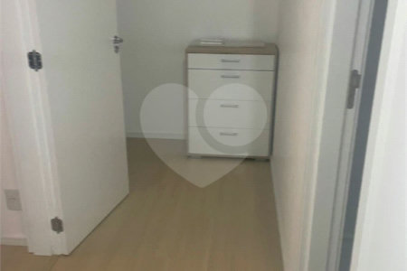 Apartamento à venda com 2 quartos, sendo 1 suíte, em Parque São Jorge, São Paulo, SP
